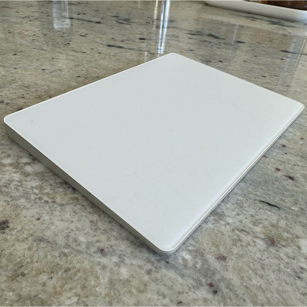 Apple Magic Trackpad